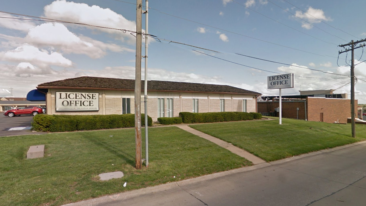 A Missouri Department of Revenue office in St. Joseph was at the center of a conspiracy to provide fraudulent driver’s licenses to undocumented immigrants. This Google Maps Street View image was taken in April 2016.