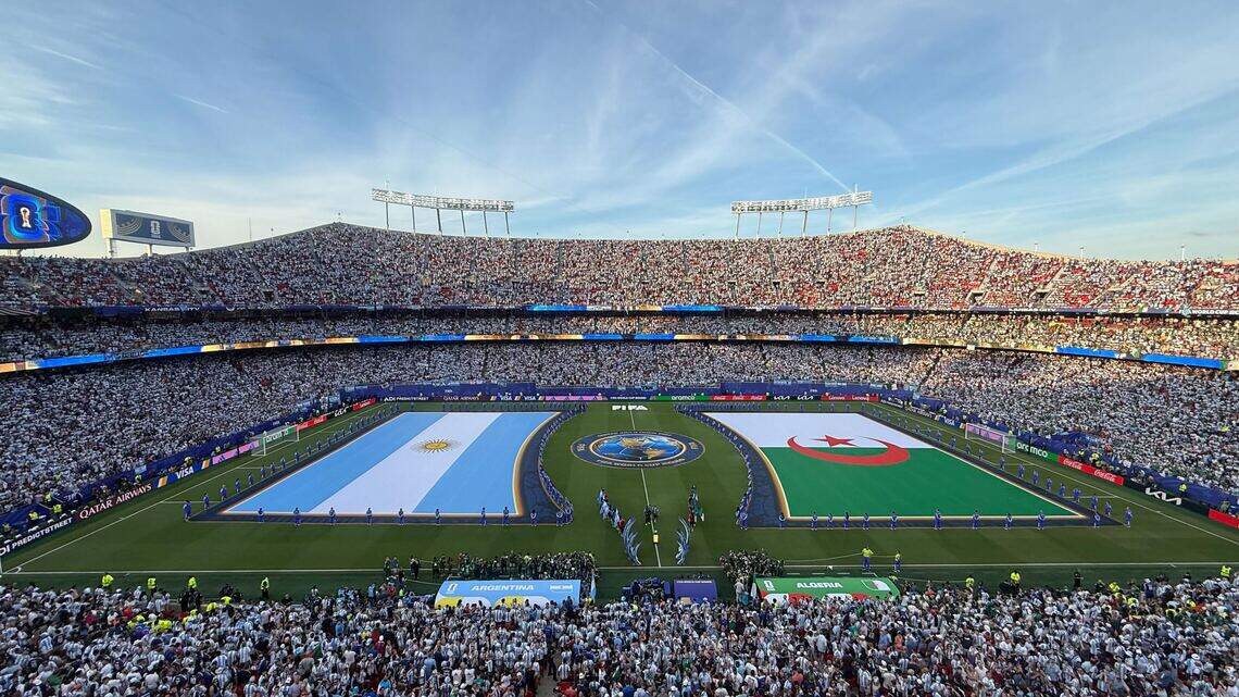 Photos: Relive Argentina’s 3-0 victory over Algeria in KC’s first World Cup match