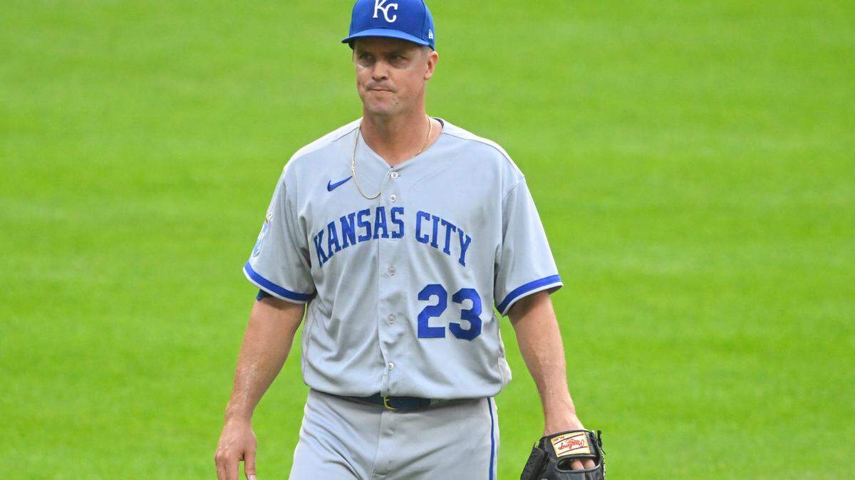 Kansas City Royals starting pitcher Zack Greinke (23) walks off the field in the third inning against the Cleveland Guardians at Progressive Field.