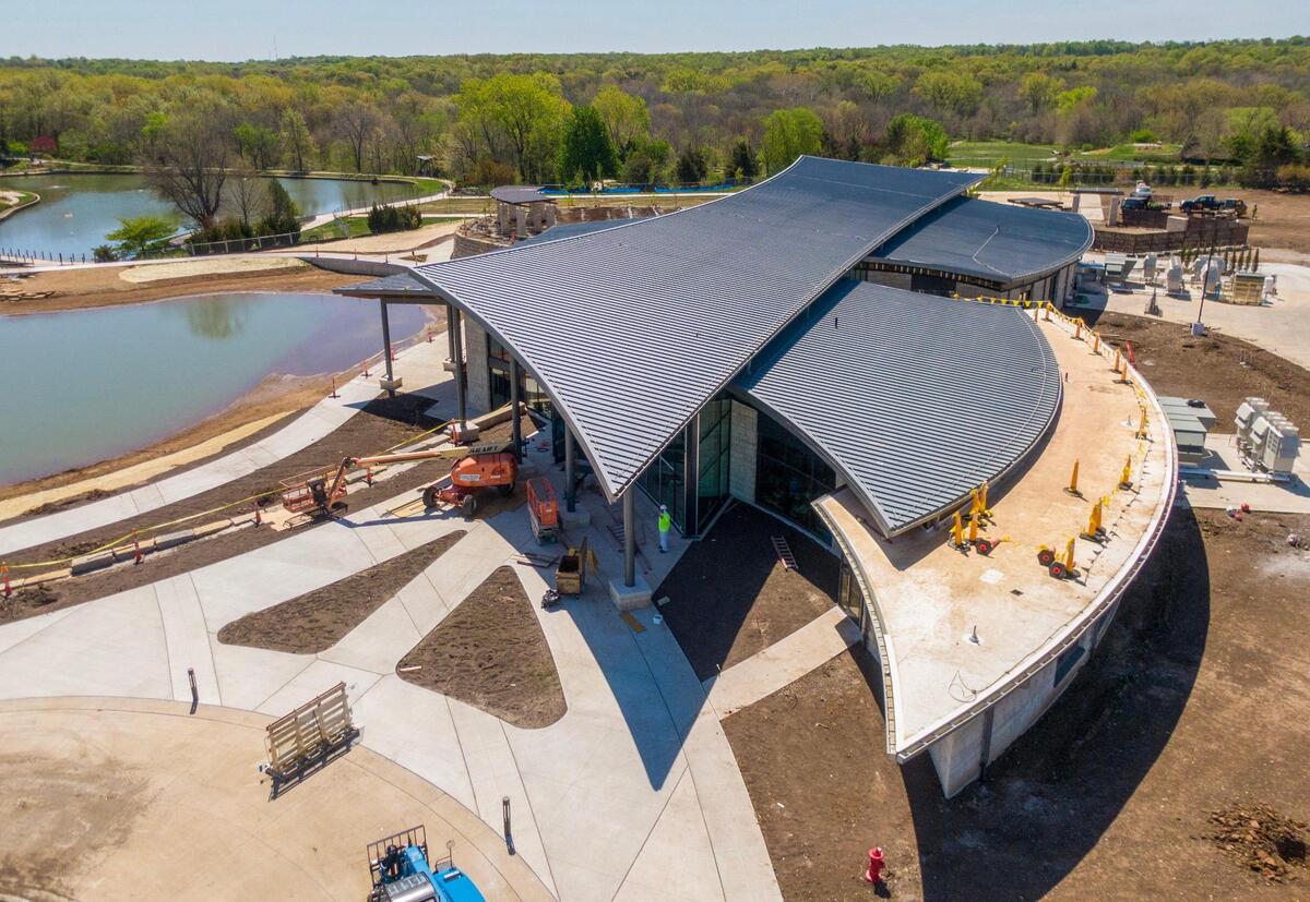 The new visitor center at the arboretum features a dramatic roof built in sections.
