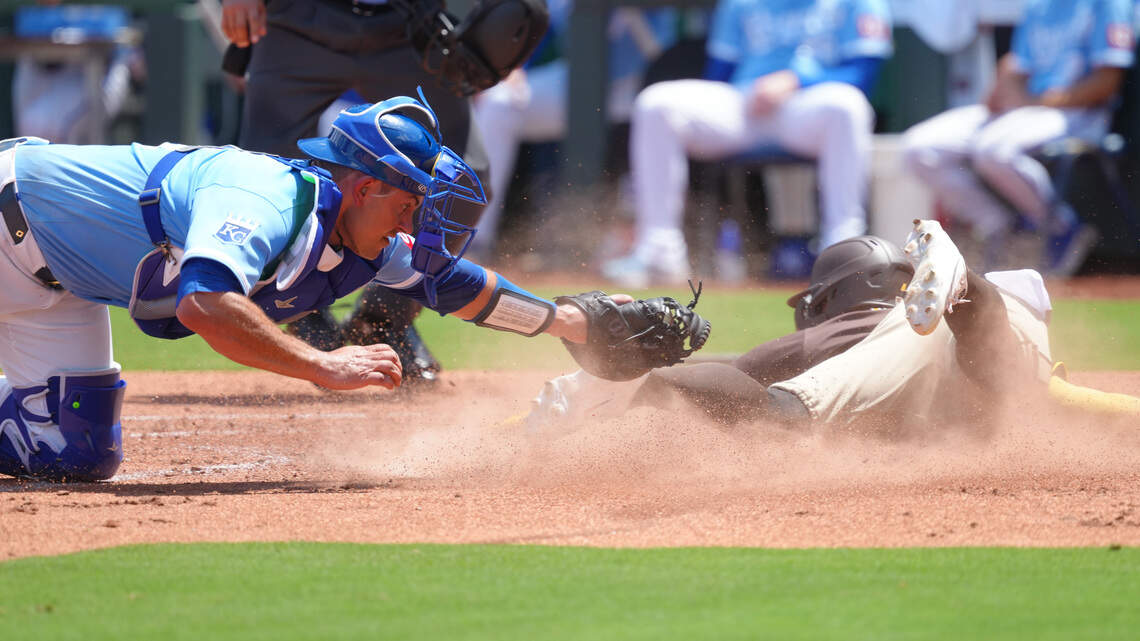 How the Royals, going for a sweep, lost by 17 runs to the Padres on Sunday