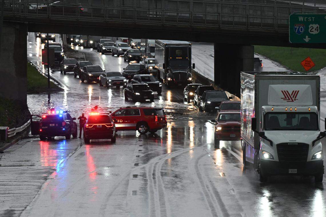 Interstate 35 moving southbound in Kansas City was shut down to one lane Friday evening due to flooding. There’s a flash flood warning in place in the metro Friday, April 17.