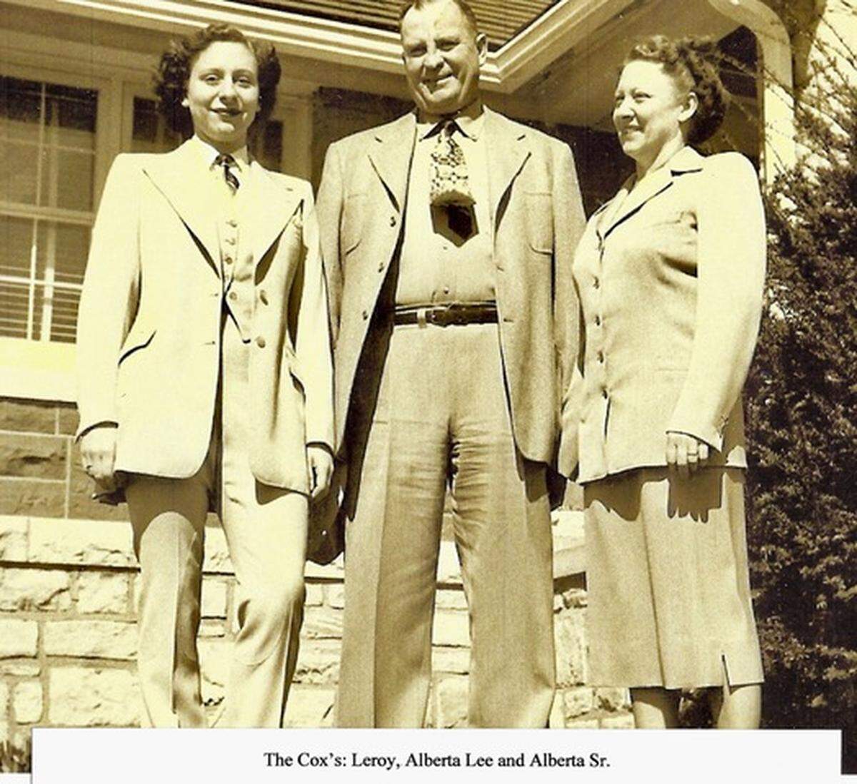 Alberta Lee Cox’s parents, Leroy Cox and Alberta Smith Cox, were the sponsors of the Raytown Piperettes. The team was named after Leroy Cox’s pipe stringing company, J.L. Cox & Son.