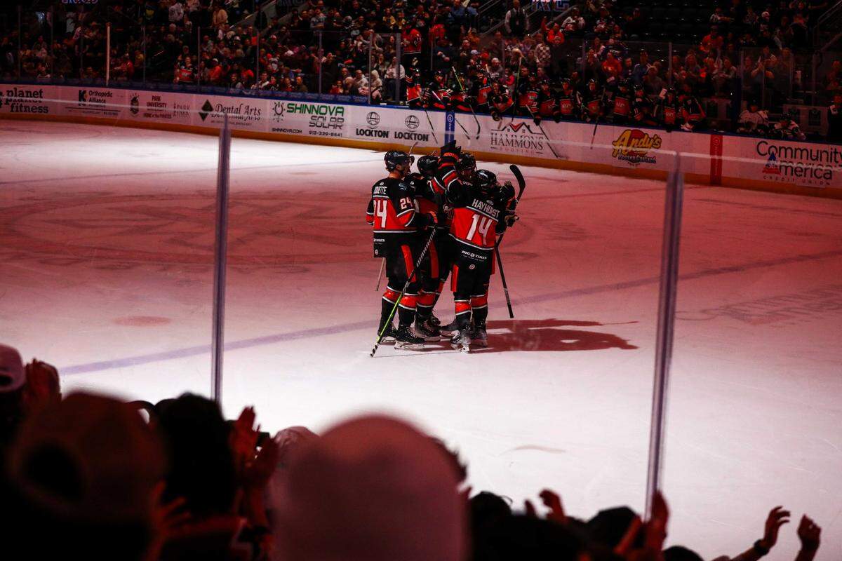 It was a busy home weekend at Cable Dahmer Arena as the Kansas City Mavericks played host to the Utah Grizzlies for three games in three days.