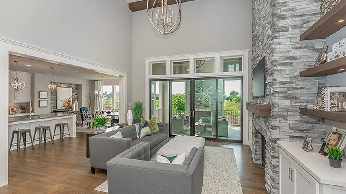Rodrock Development’s Stonebridge offers a feast of move-in-ready homes, including the Porter 2 by Roeser Homes in Stonebridge Park. This 1.5-story home offers light and loftiness throughout—including a 2-story Great Room and 10-foot ceilings elsewhere on the first floor. (Model home pictured.)