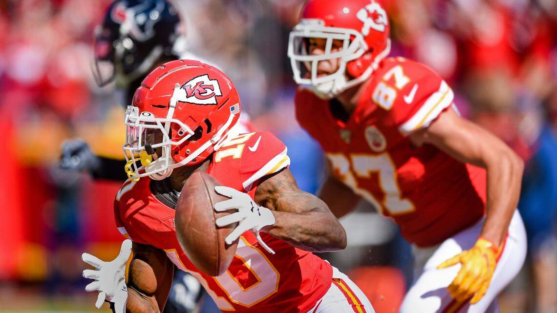 Kansas City Chiefs fans have a mixed reaction to news of the Tyreek Hill trade