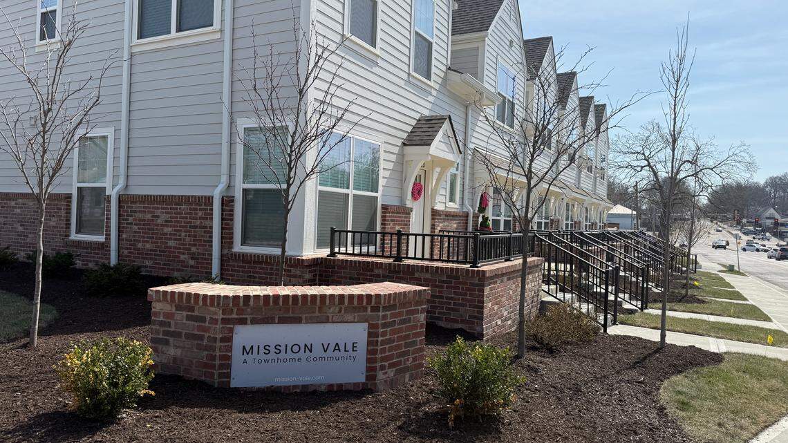 Mission to add new townhomes downtown, joining wave of more multifamily options