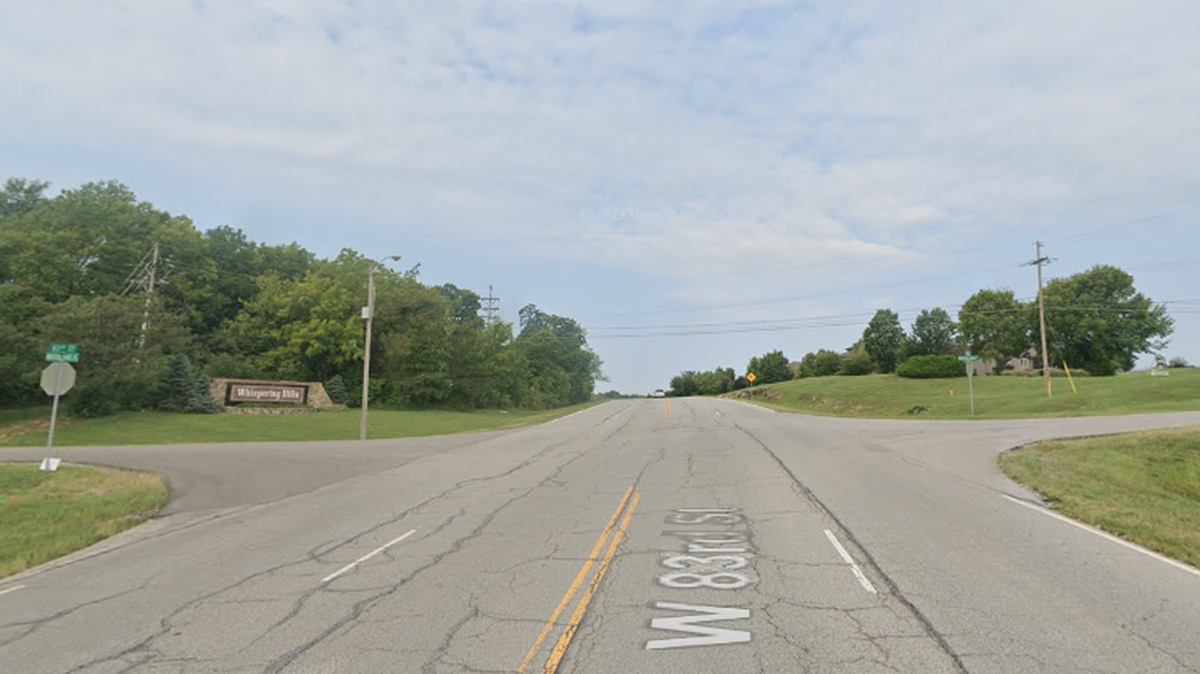 Police in Lenexa were investigating a suspected case of impaired driving on Thursday, August 31, after a crash at 83rd Street and Woodland Road involving a vehicle and two bicyclists, including one who was seriously injured.