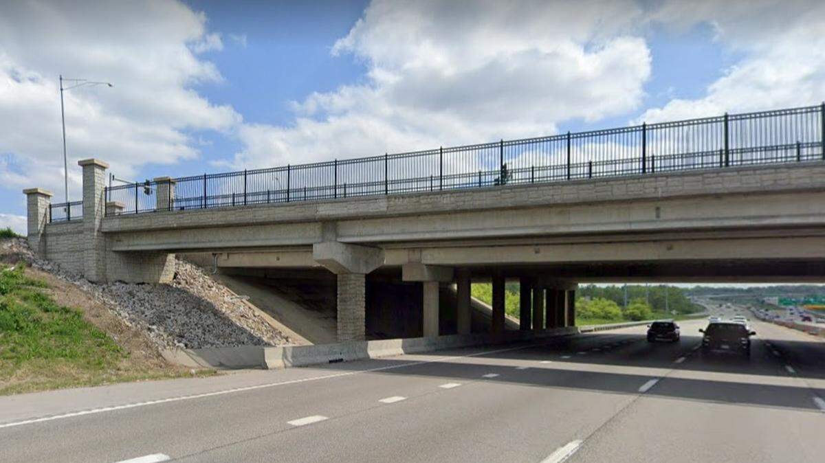 A Kansas City man died trying to cross the highway near Interstate 435 and Bannister Road Saturday morning, according to police.