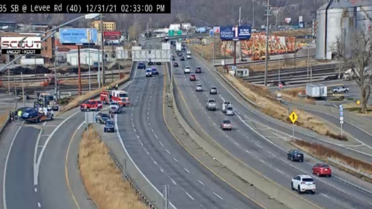 Emergency crews closed all three southbound lanes of Interstate 35 near Levee Road in North Kansas City Friday after metal joint from a bridge came loose, according to state transportation officials.  
