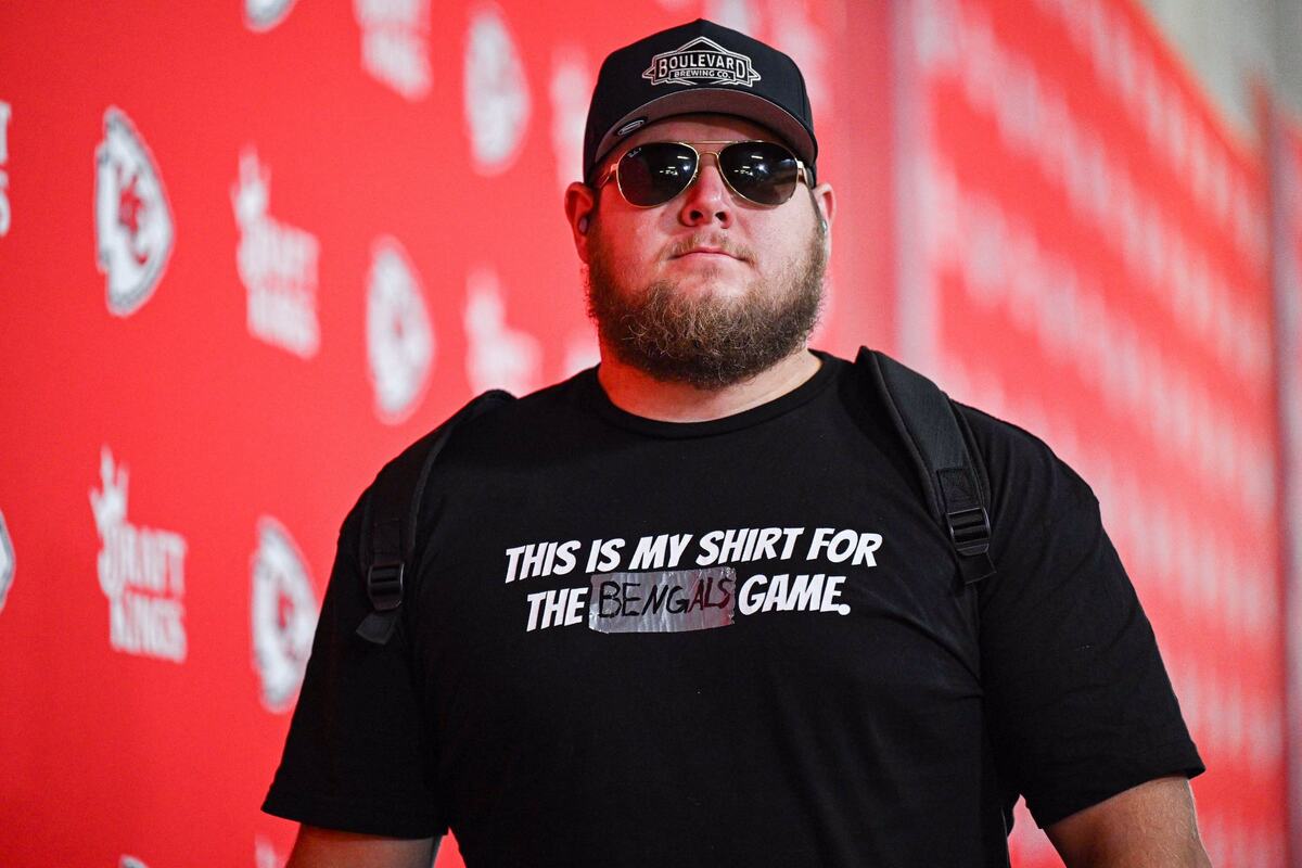 Kansas City Chiefs center Creed Humphrey arrives for the Chiefs’ game with the Bengals wearing the same shirt he wore the the game with the Ravens with a modification Sunday, Sept. 15, 2024, at GEHA Field at Arrowhead Stadium.