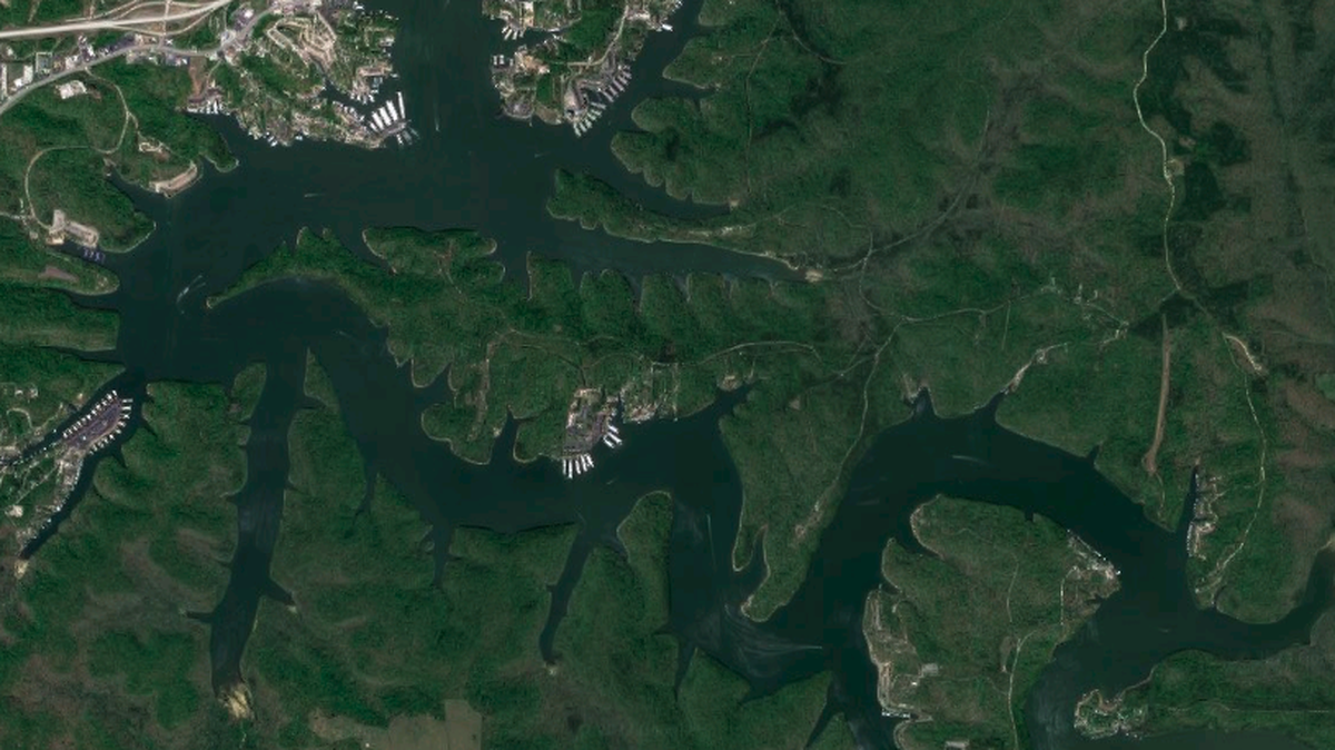 A man drowned in the Grand Glaize Arm portion of the Lake of the Ozarks on Sunday, May 5.