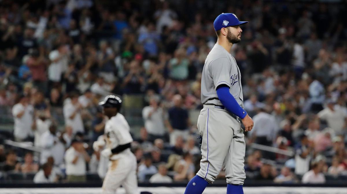 Royals starting pitcher Jakob Junis waited as the Yankees’ Didi Gregorius rounded the bases after hitting a three-run home run during the fourth inning on Thursday in New York.