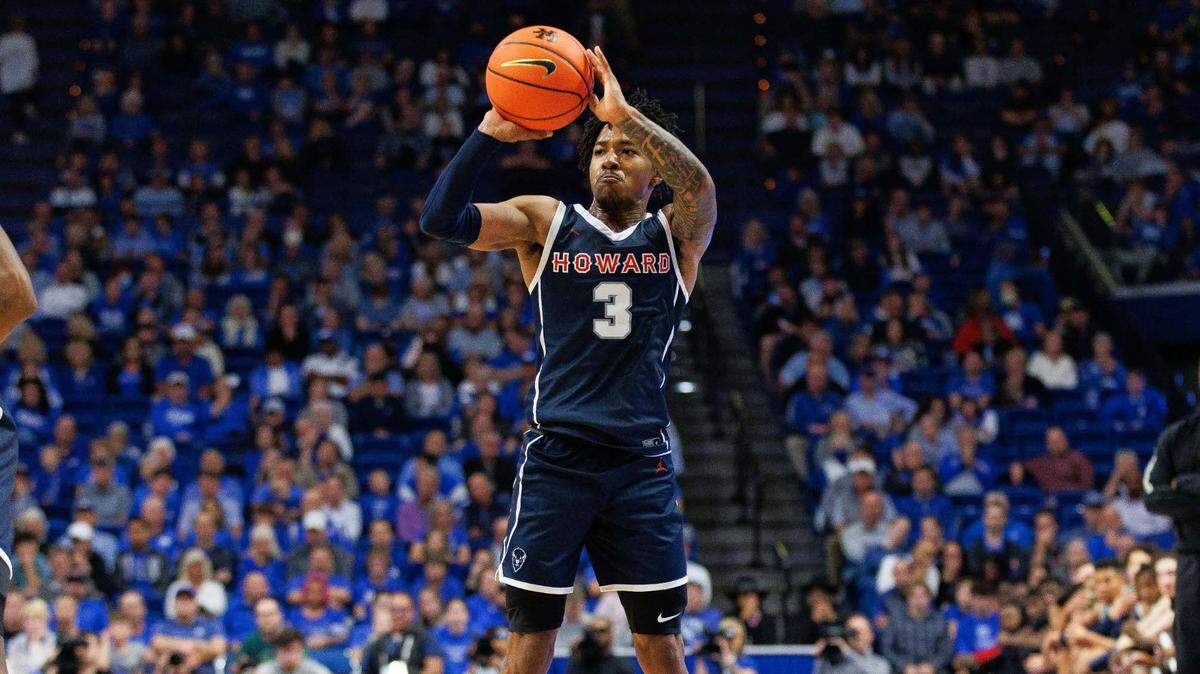Howard Bison guard Elijah Hawkins (3) shoots the ball during the first half against the Kentucky Wildcats at Rupp Arena at Central Bank Center on Nov. 7, 2022.
