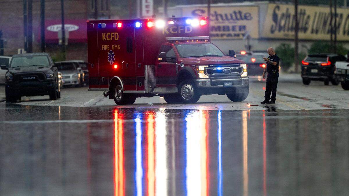 An audit found that Kansas City paramedics and EMTs failed to follow chest pain treatment protocols 87% of the time, raising safety concerns for residents.