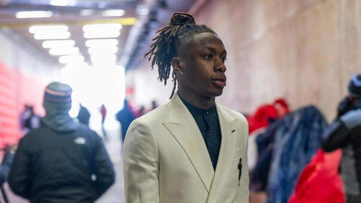 Kansas City Chiefs wide receiver Xavier Worthy (1) arrives for the Kansas City Chiefs game against the Houston Texans during the AFC Divisional Round playoff game on Saturday, Jan. 18, 2025, at GEHA Field at Arrowhead Stadium.