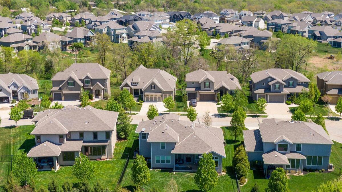 Johnson County erupts in battles over affordable housing | Kansas City Star