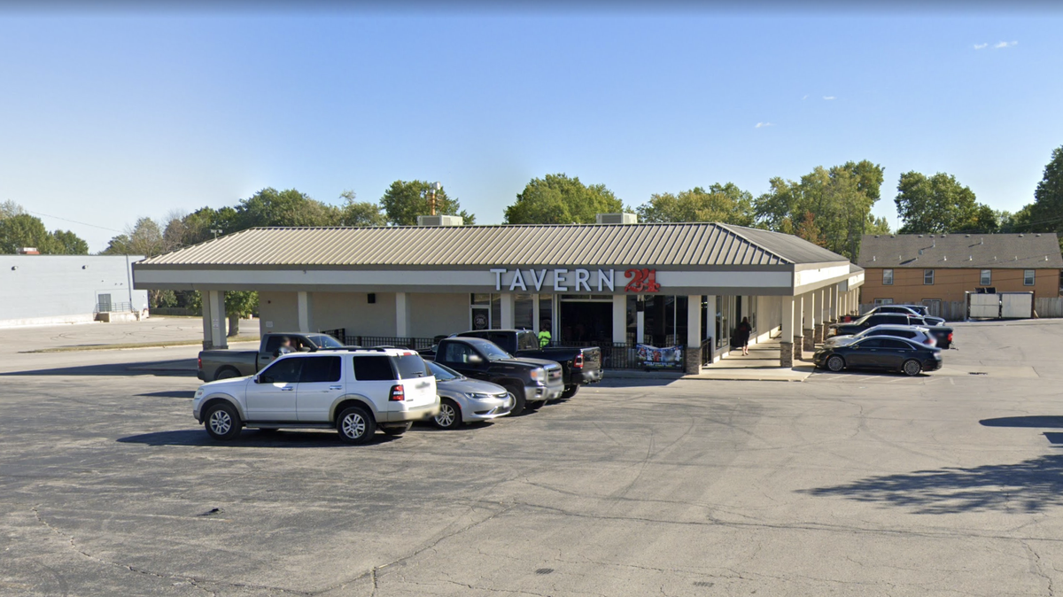 Tavern 24 in Independence, Missouri, captured by Google Earth on August 6, 2022.