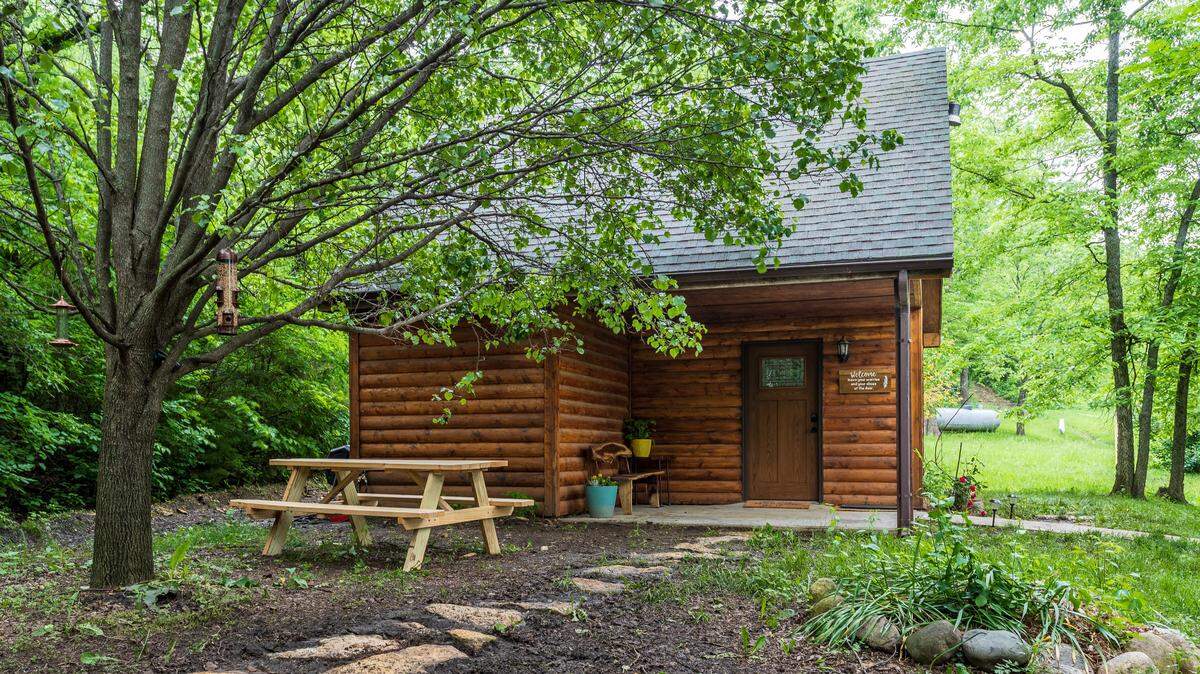 The Cozy Cabin Retreat in Tonganoxie was the most wishlisted listing in Kansas this year. It’s a guest favorite with a 4.96 out of 5-star rating, putting the home in the top 1% of eligible listings based on ratings, reviews and reliability.