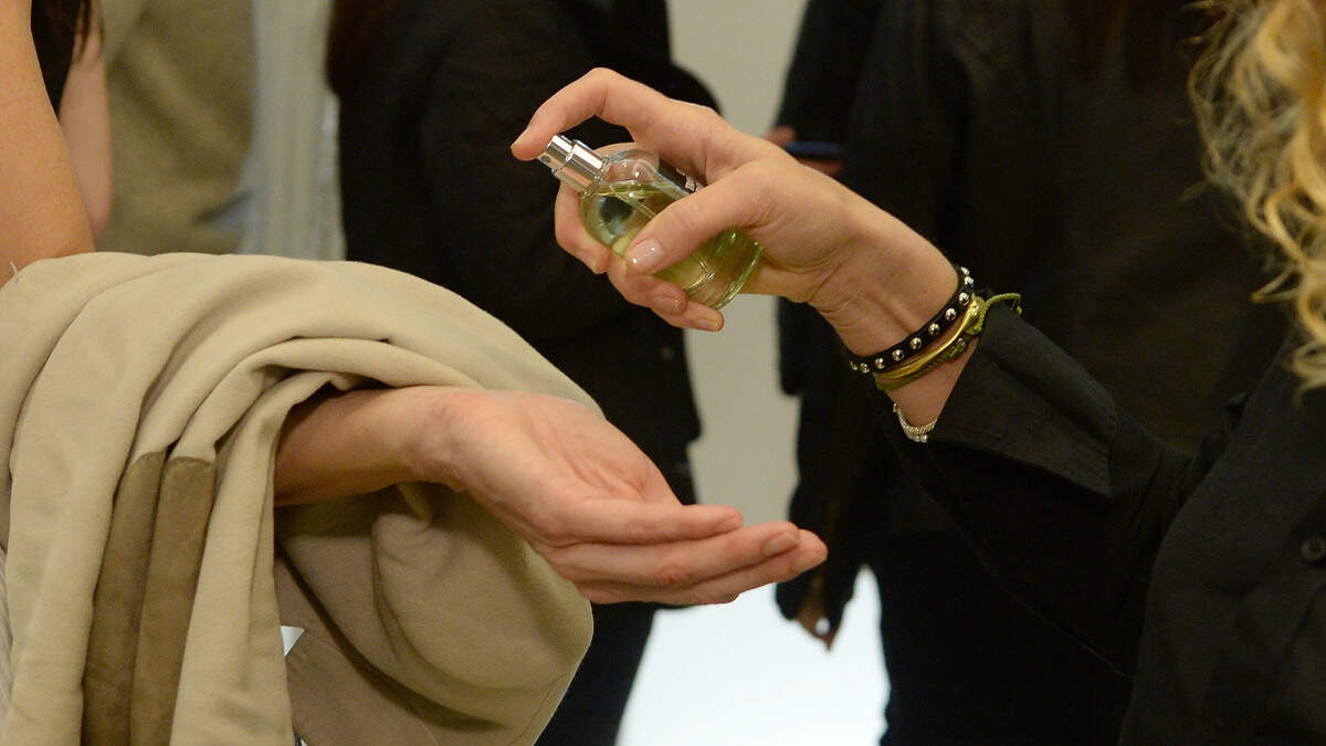 The dollar store scent trend is going viral on TikTok. Shoppers are swapping designer perfume for Dollar Tree and Dollar General body mists.