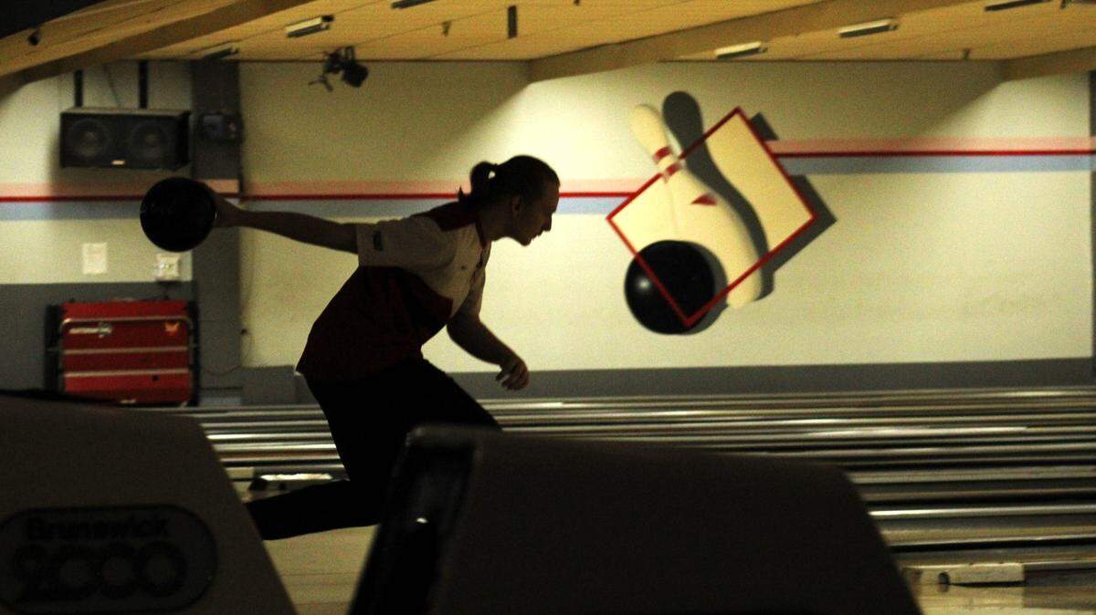 A USA TODAY Network file photo from the 2024 Crossgate Lanes Division I bowling sectional tournament.