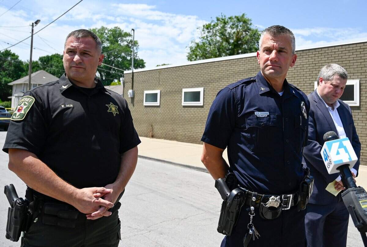 Clay County Sheriff Will Akin, left, is pictured in this 2022 photo with North Kansas City Chief of Police Kevin Freeman, right. Akin said he knows that some of the inmates in Clay County should be in a mental health hospital instead of in jail. 