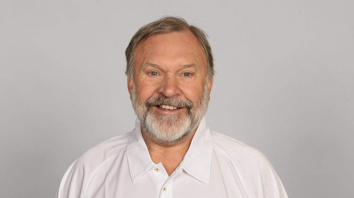 Longtime NFL coach Howard Mudd has died. He worked in Kansas City under Marty Schottenheimer.