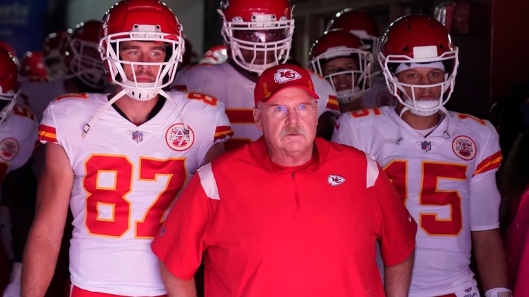 Mellinger Minutes: Are the KC Chiefs back? Why the turnovers? And a downtown ballpark?