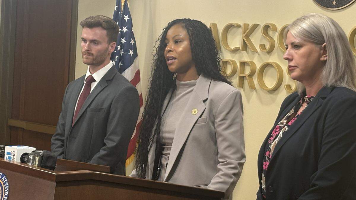 Jackson County Prosecutor Melesa Johnson announced the indictment of Missouri State Highway Patrol Cpl. Charles “Nate” Bradley in an alleged towing kickback scheme.