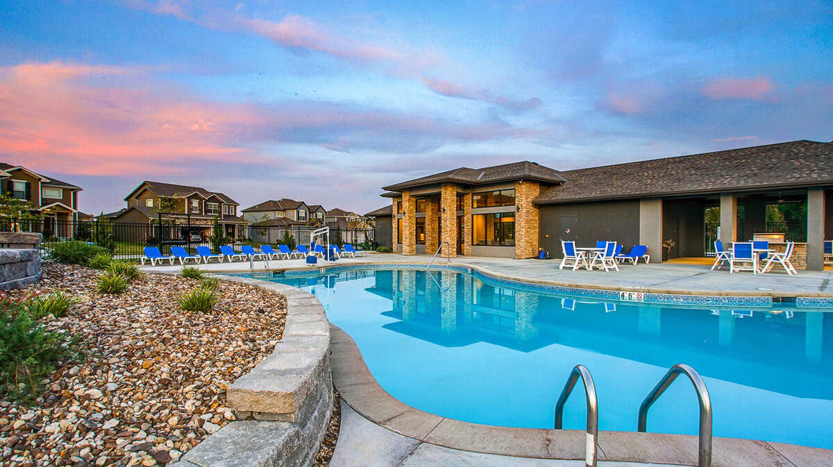 Manor Stoney Creek offers residents a beautiful new clubhouse, three swimming pools with covered cabanas, three community playgrounds and a sand volleyball court.