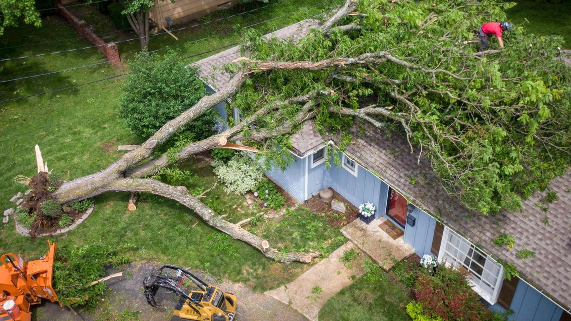 What we know about fast-forming tornadoes that hit Kansas City on Wednesday morning