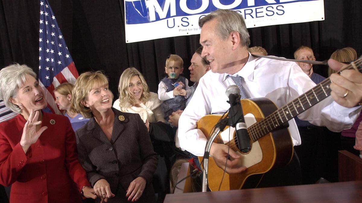 U.S. Rep. Dennis Moore won over reliably Republican voters with his kind image.