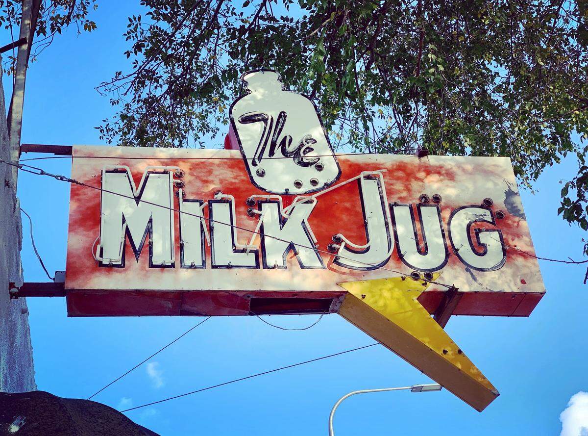 The Milk Jug sign in Independence.