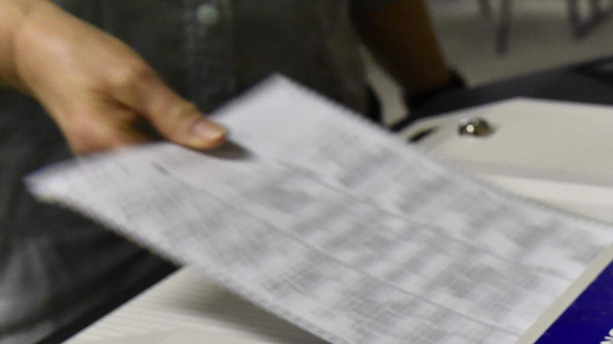 Missouri Republicans have struck a deal with Democrats to end a filibuster and finally pass a voter ID law, a goal the party has sought for the last decade.