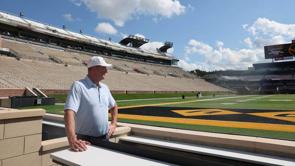 Eric Schmitt wants to protect college sports, but is it really his business? | Porter