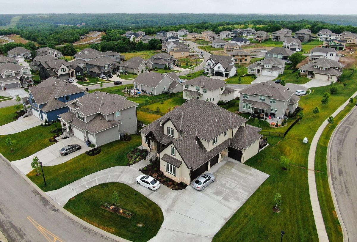 Olathe’s Cedar Creek development