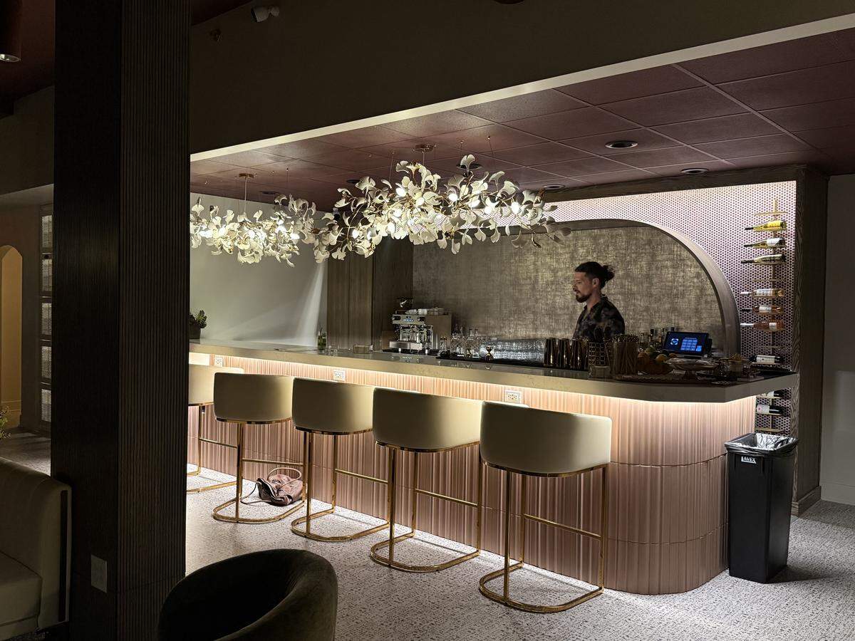 Girly bar The Dressing Room at Heddi Monro is open in downtown Overland Park.