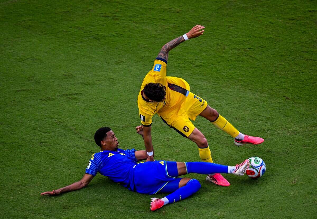 Ecuador defender Piero Hincapié (3) has loses possession of the ball in the Ecuador vs. Curaçao FIFA World Cup group-stage soccer match at Kansas City (Arrowhead) Stadium in Kansas City on Saturday, June 20, 2026.