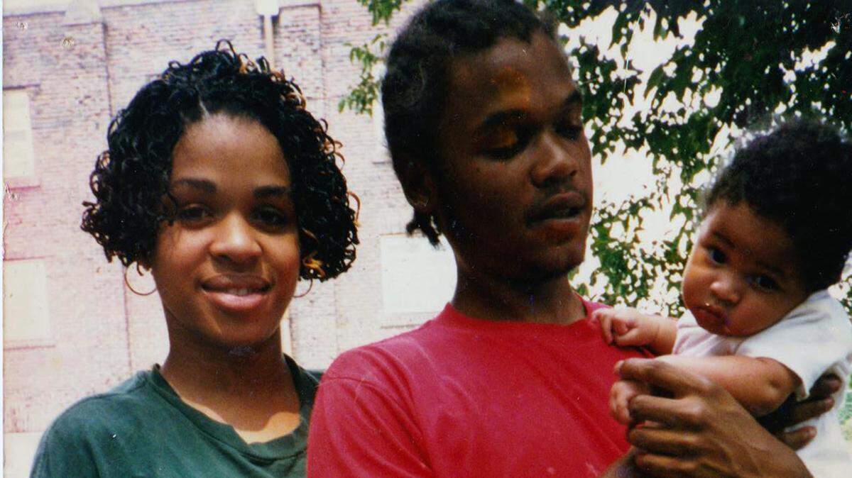 Brian Betts with his wife Keyronta Betts and son Shuron Hodge.