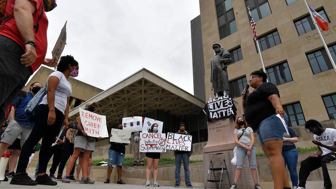 Protesters say Kansas City police agitated peaceful protest | Kansas ...