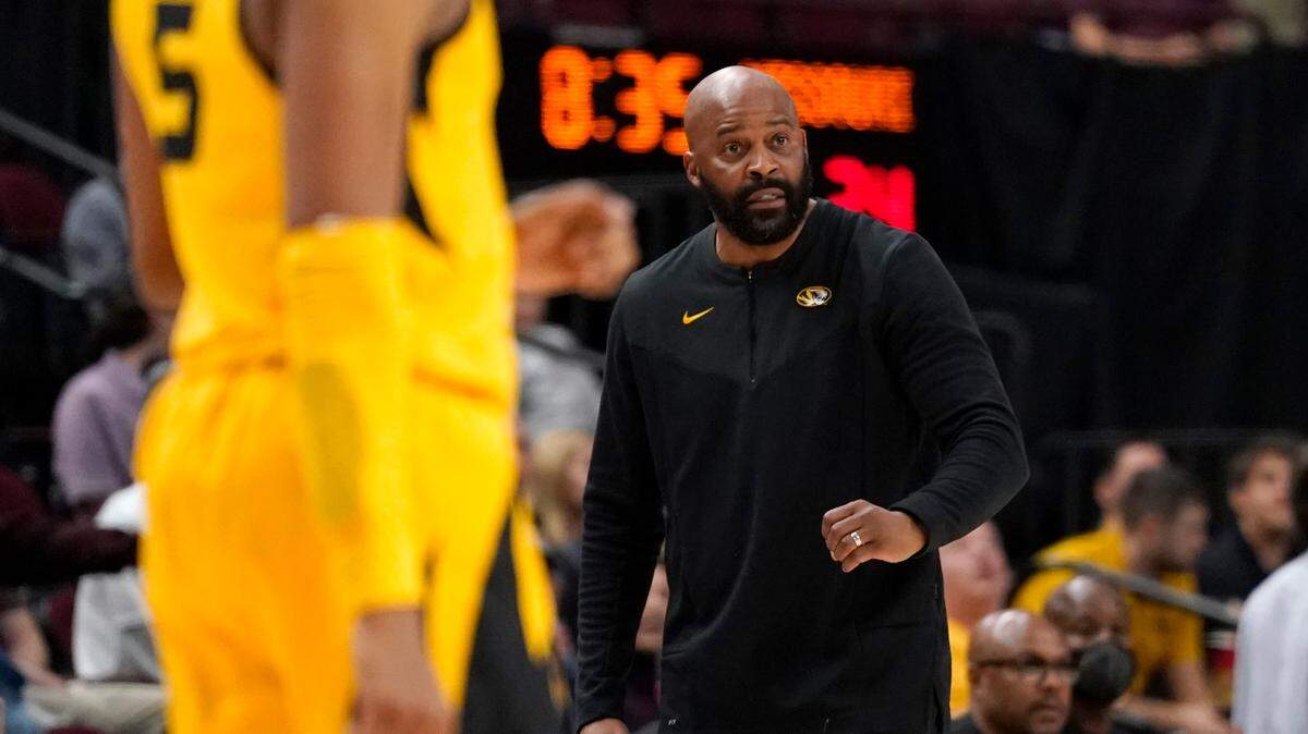 Missouri head coach Cuonzo Martin talks to his team down court against Texas A&M during the first half of an NCAA college basketball game Saturday, Feb. 5, 2022, in College Station, Texas. (AP Photo/Sam Craft)