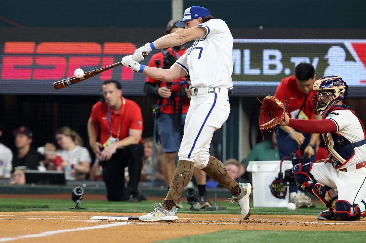 Shortstop Bobby Witt Jr. of the Kansas City Royals (7) competes during the 2024 Home Run Derby at Globe Life Field.