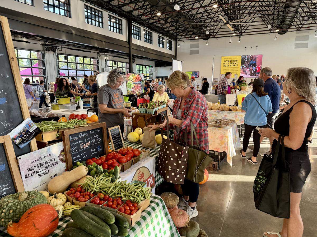 Produce at the Green Street Farmers Market must be grown within 150 miles of Lee’s Summit.