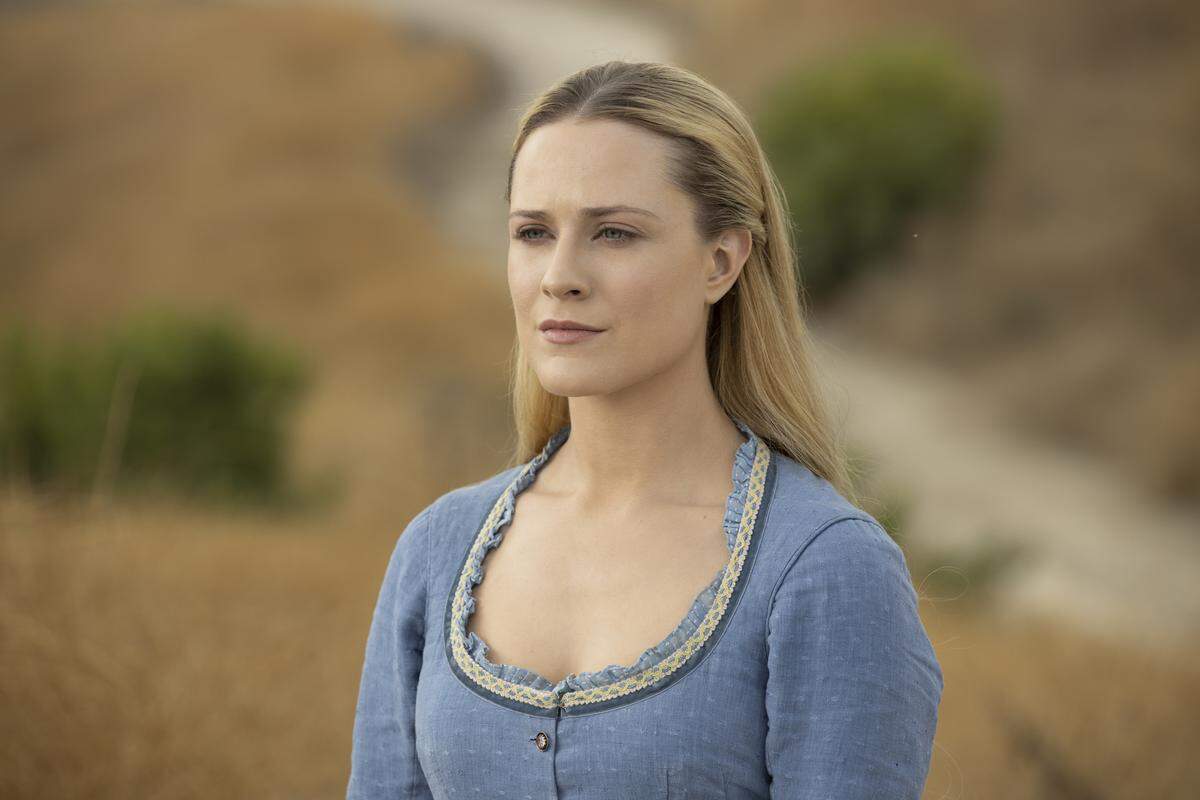In “Westworld,” Dolores Abernathy (Evan Rachel Wood) loves her life on the prairie — until she realizes she’s a robot.