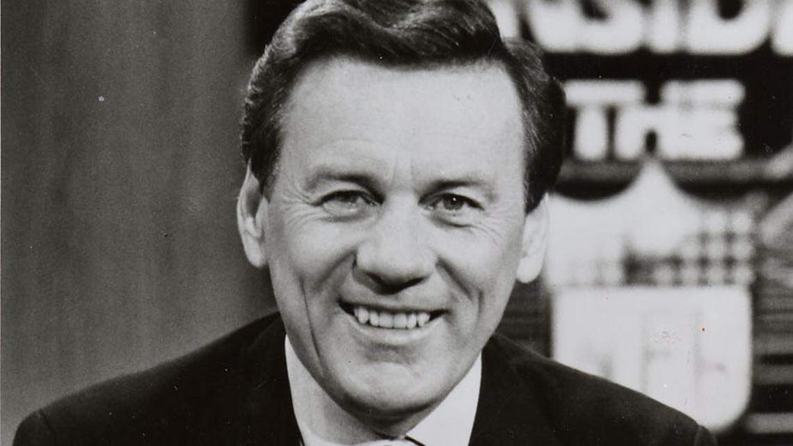 Kevin Harlan reflects on Len Dawson’s pioneering work as a TV and radio broadcaster