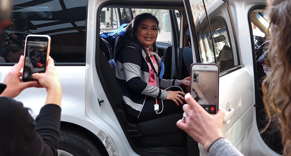 As Zei Uwadia was about to leave for her home in Wichita, medical staff took photos of the teen who walked while on life support. Zei left Children’s Mercy Hospital in Kansas City on Thursday after 457 days of treatment there for an unexplained lung failure.
