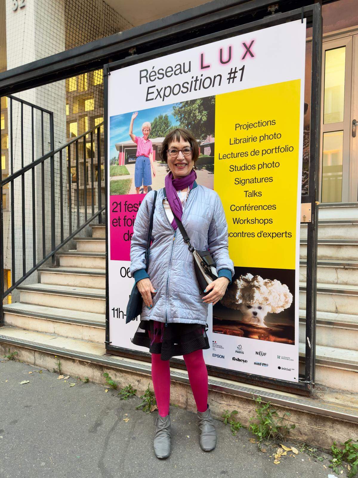 On Nov. 7, Deanna Dikeman attended an exhibition of her “Leaving and Waving” in Paris.
