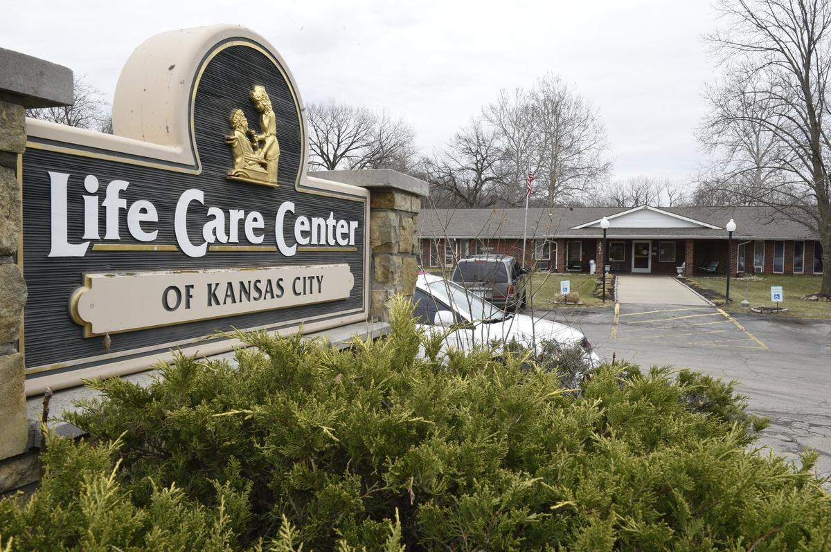 A man in his 70s who lived at Life Care Center of Kansas City in Wyandotte County was the area’s first recorded death from the coronavirus.