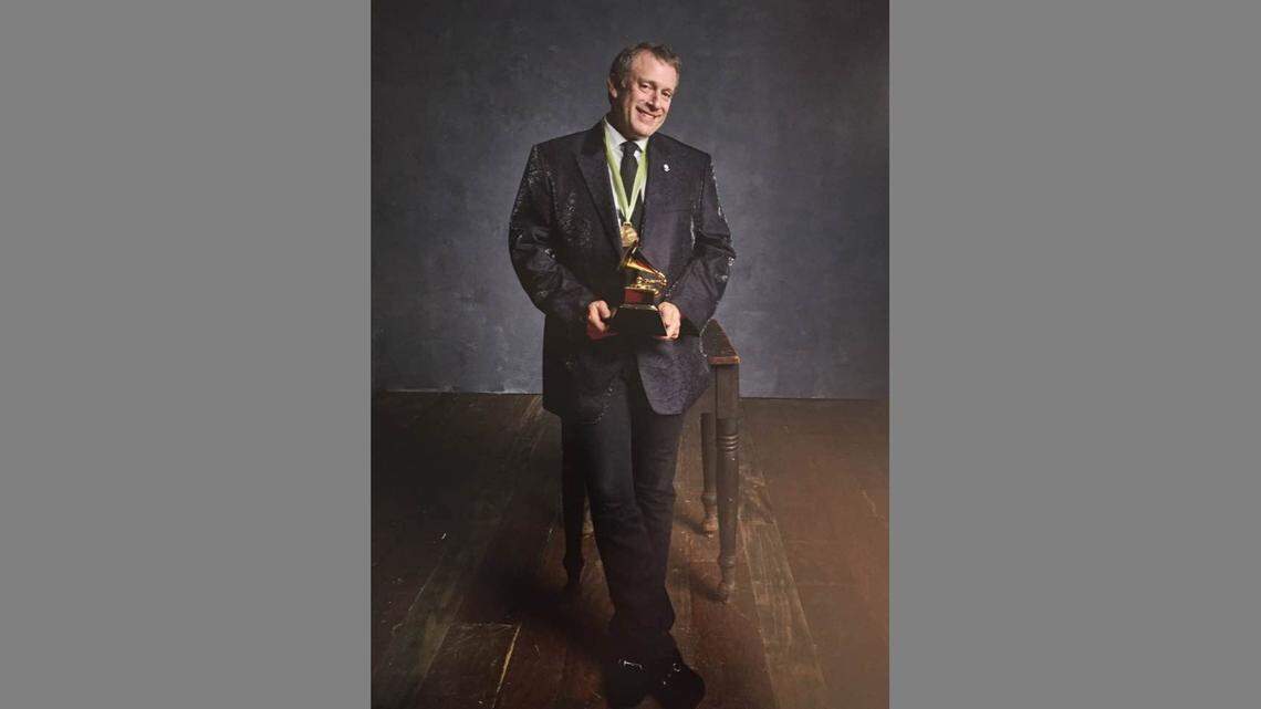 Charles Bruffy first made his mark singing with the Robert Shaw Chorale, which was always accompanied by the Orchestra of St. Luke’s.