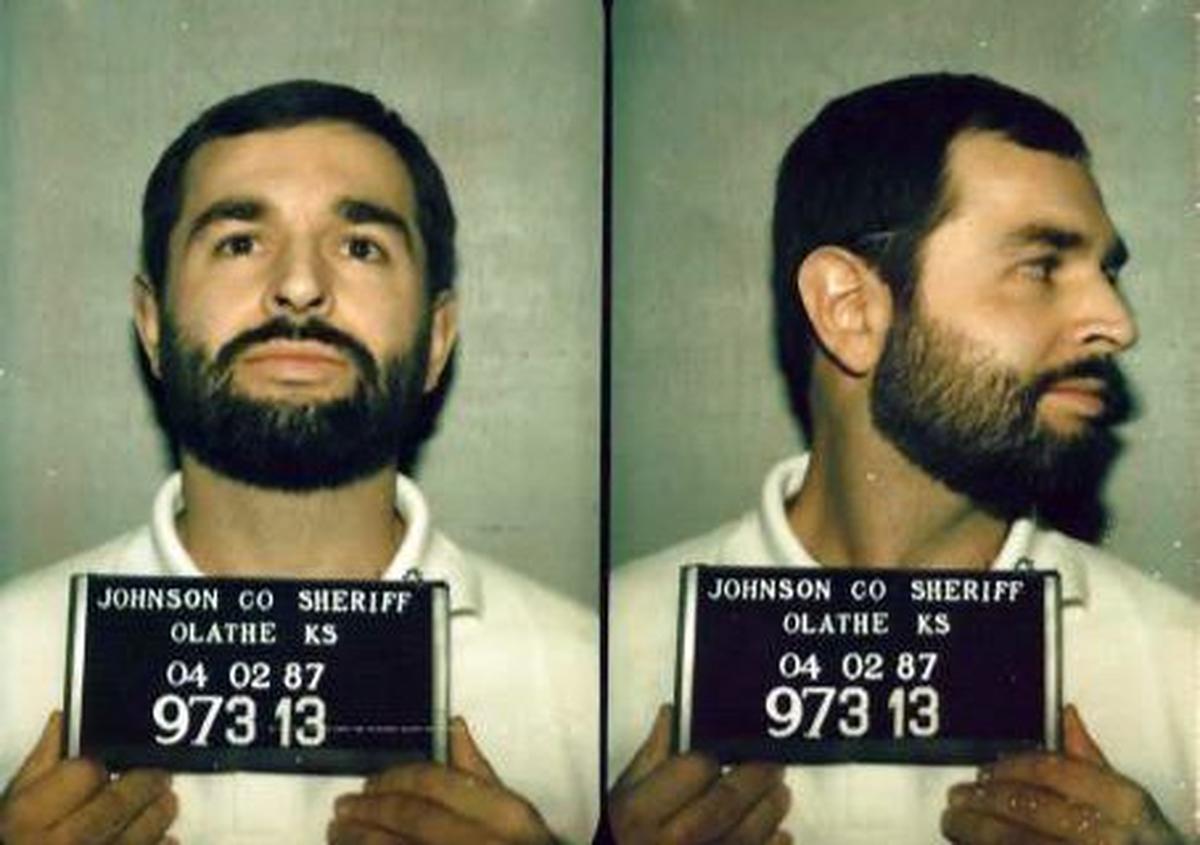 While serving time in prison for making threatening phone calls, Robert J. Gross was transported to Olathe, Kan., in 1987 to face charges for a Merriam burglary.